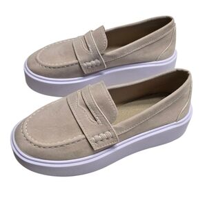 Women's Tan Loafers
